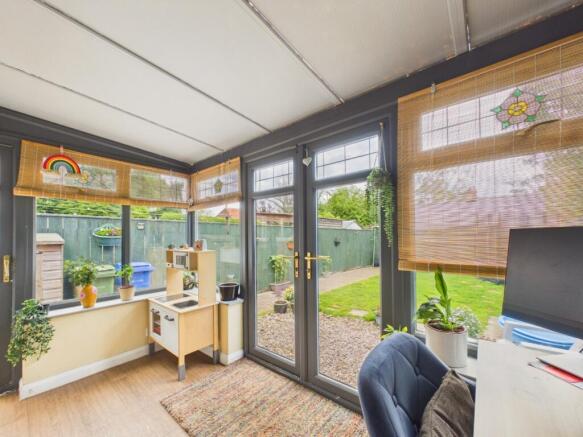 3 bed Terraced for sale Image 12