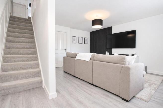 NN8 Miranda Way, Wellingborough photo 4