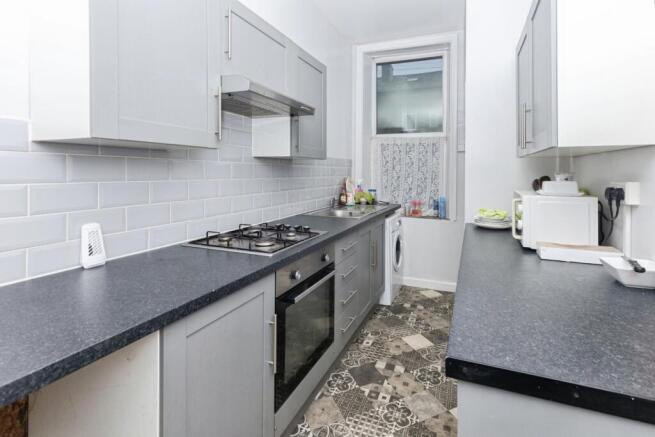4 bed Terraced for sale Image 11