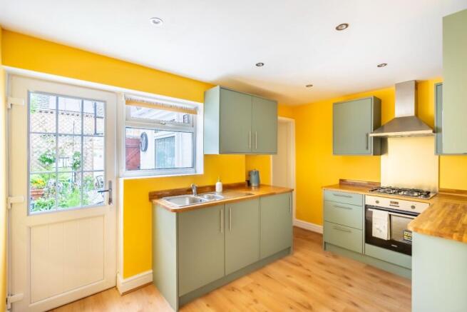 2 bed Terraced for sale Image 10