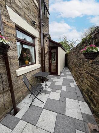 Outside - Private Rear Patio Garden