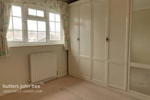 10, Tarporley Grove, Trent Vale, Stoke-on-trent ST4 6NR