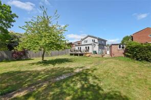 16, Cautley Close, Aylesbury HP22 4BN