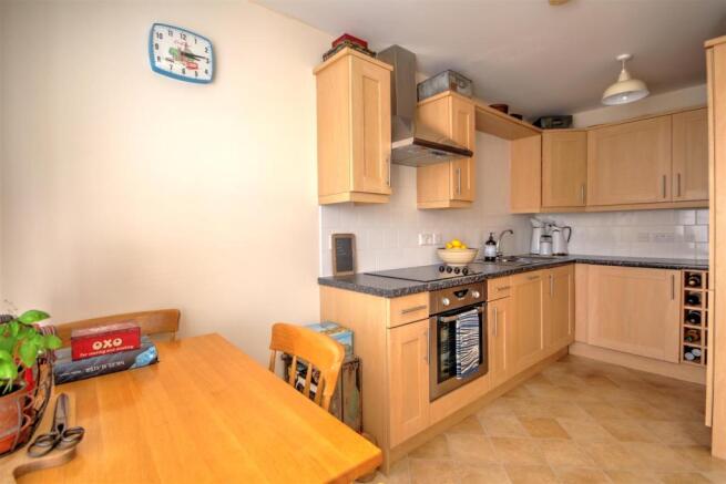 Kitchen Area.jpg