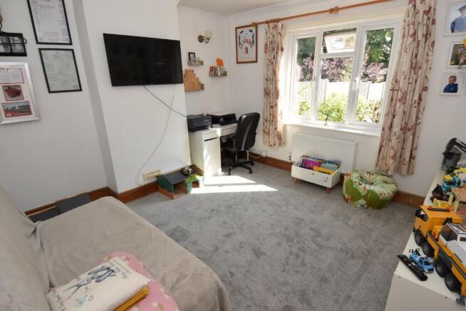 Photo 9