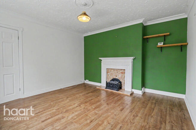 3 bed Semi-Detached for sale Image 7