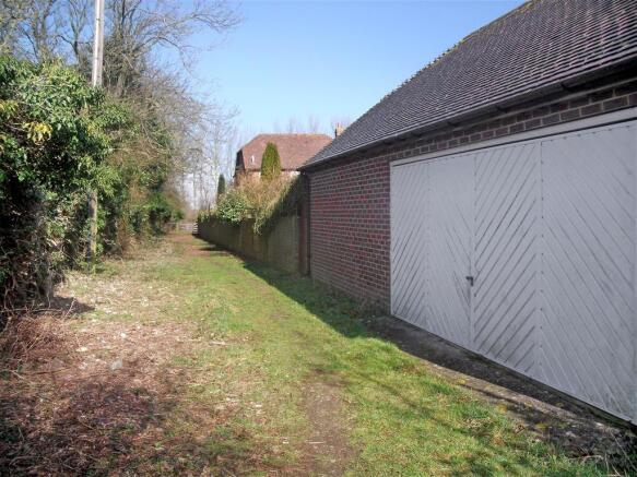 Garage 5