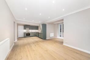 Flat 1, 8, Thurlow Park Road, London SE21 8JB