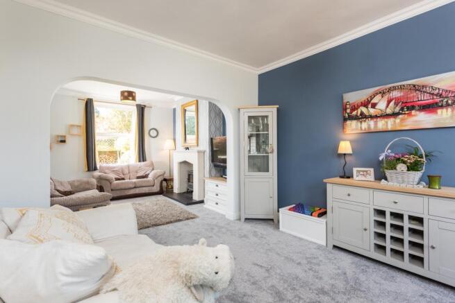 5 Allanfield Grove-10_LowRes.jpg