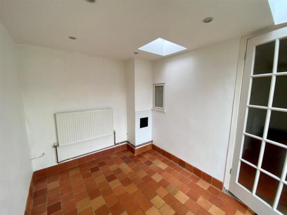 5 Piers garden room.jpg