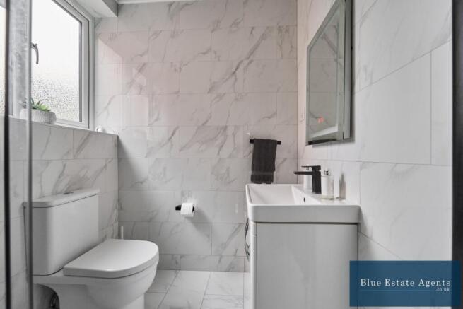 Ground Floor Shower & WC Suite