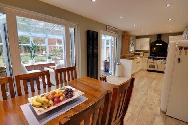 Kitchen Diner