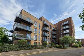 Flat 47, Millar House, Station Road, Borehamwood WD6 1BS