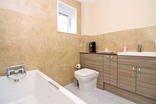 En-Suite Bathroom