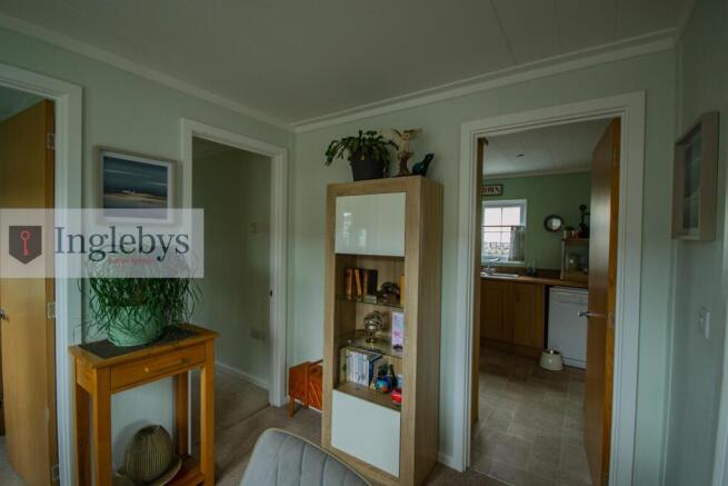 2 bed Park Home for sale Image 11