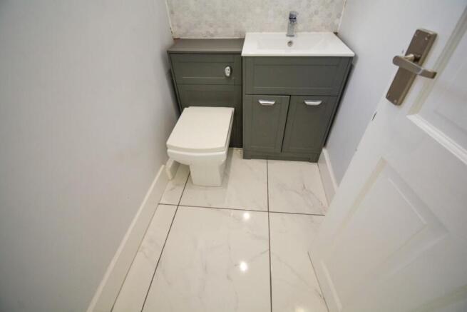 3 bed Detached for sale Image 11