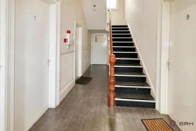 12 bed Apartment for sale Image 6