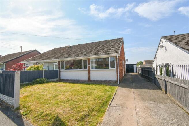 2-bed house on Cloverfield Gardens, Little Sutton, Ellesmere Port, £210,000