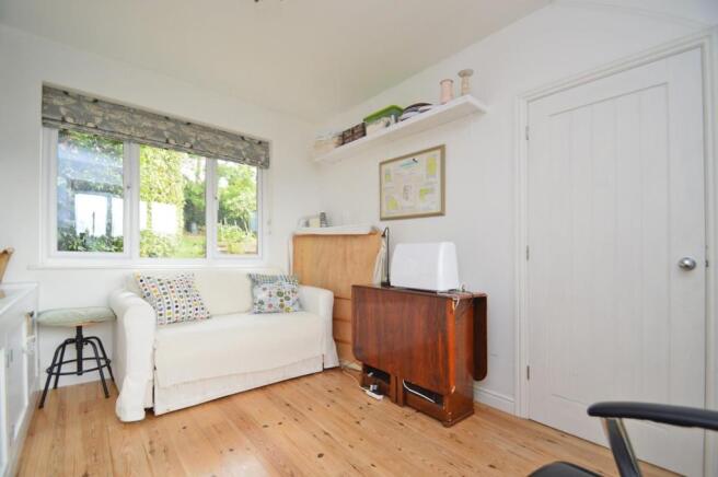 Bedroom 4/Study