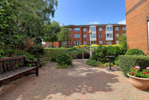 33, Goldsmere Court, Fentiman Way, Hornchurch RM11 3XY