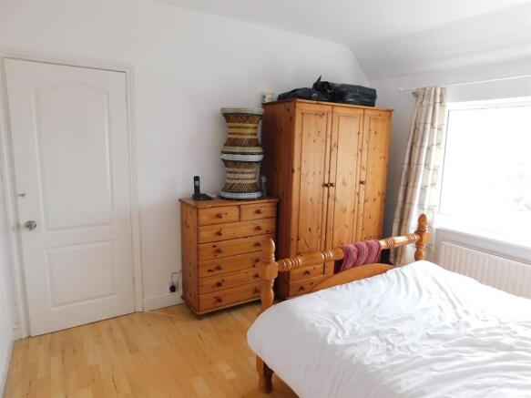 bedroom 1a