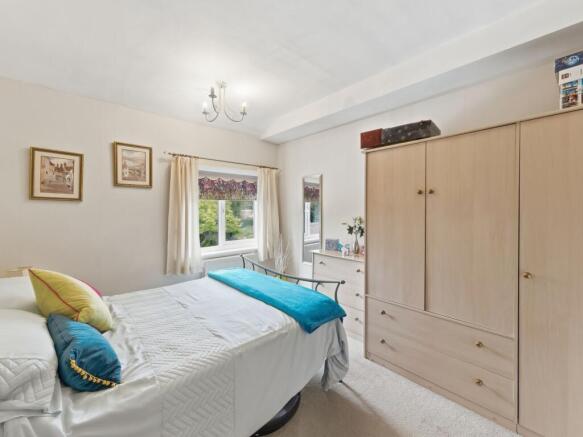 2 bed Semi-Detached for sale Image 12