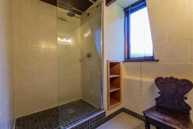 Family Bathroom/Shower Room
