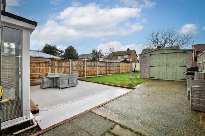 Garden 1.jpg
