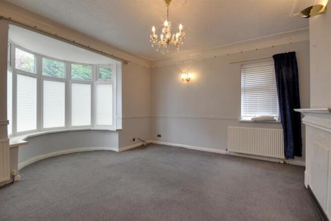 Bedroom 3/Sitting