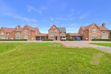 Hills Close, Great Bentley, Colchester