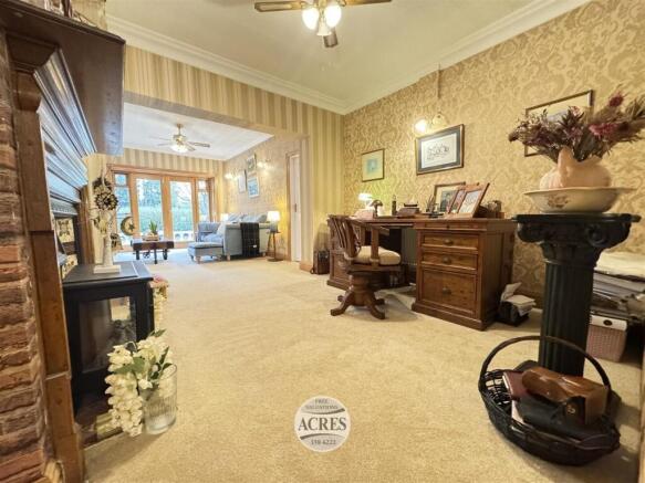 IMG_6075 (Large).jpg