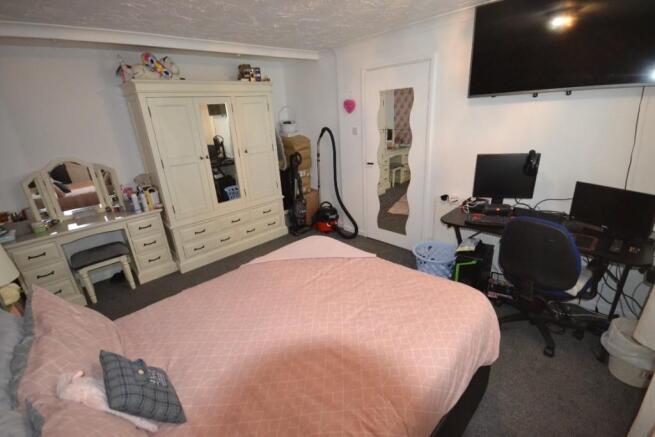 Bedroom No. 1