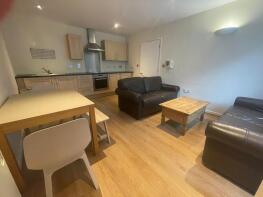 2, 50 Broughton House, West Street, City Centre, Sheffield S1 4EX