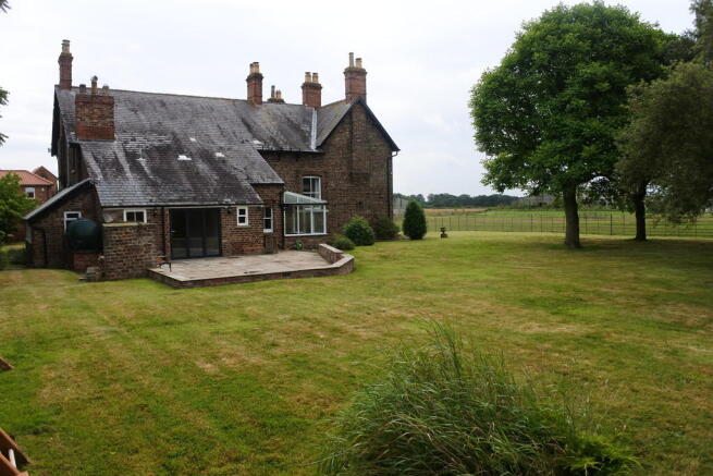 Rear External