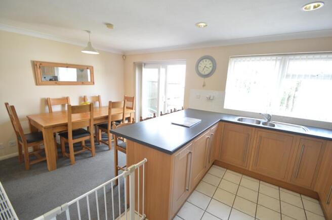 Kitchen diner