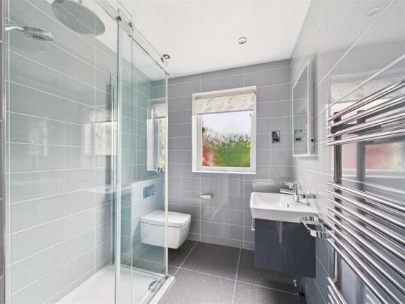 3 bed Detached for sale Image 11