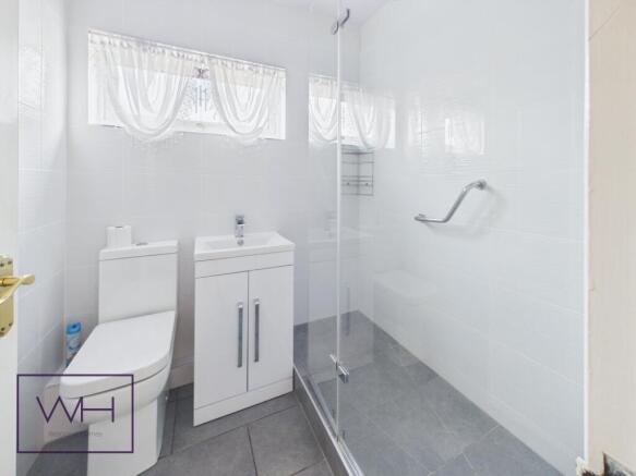2 bed Bungalow for sale Image 6