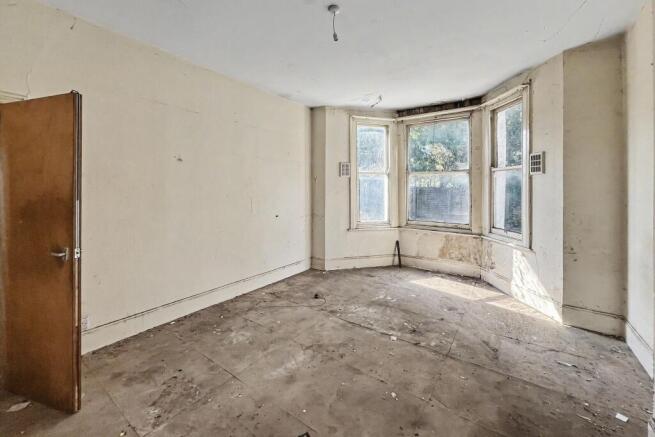 95b Woodside, Wimbledon, London, SW19 7BA