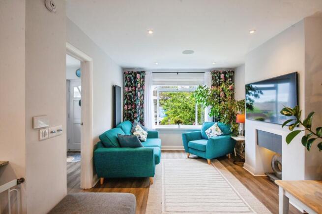 3 bed Semi-Detached for sale Image 5