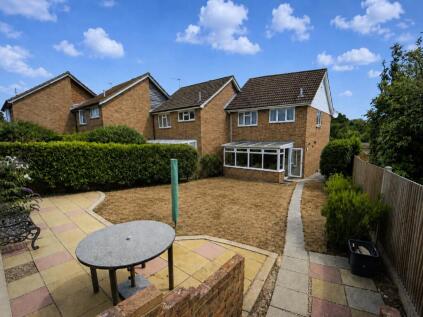 Nursery Path, Hailsham, East Sussex, BN27