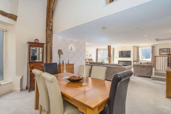 4 bed Barn Conversion for sale Image 7