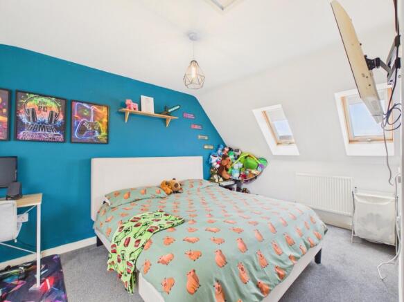 3 bed Terraced for sale Image 11