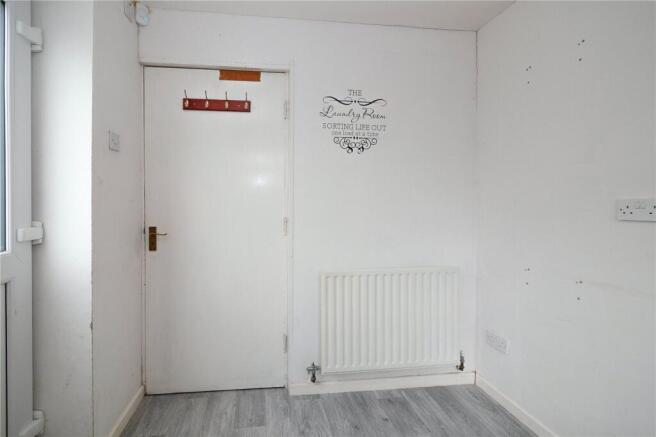3 bed Semi-Detached for sale Image 6