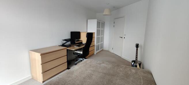 Photo 3
