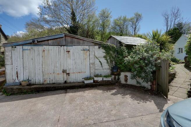 Garage / Workshop