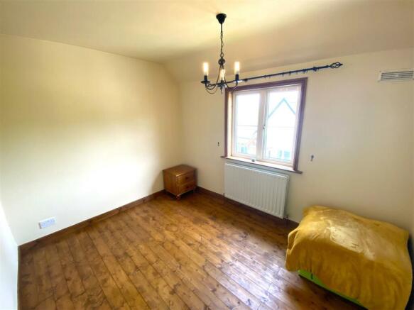 bed1.JPG