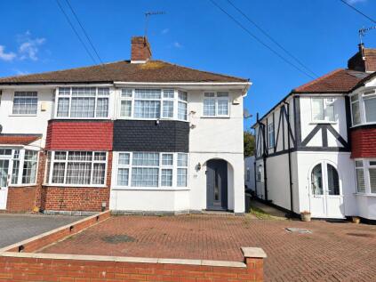 Carlton Avenue, Hayes, Greater London, UB3