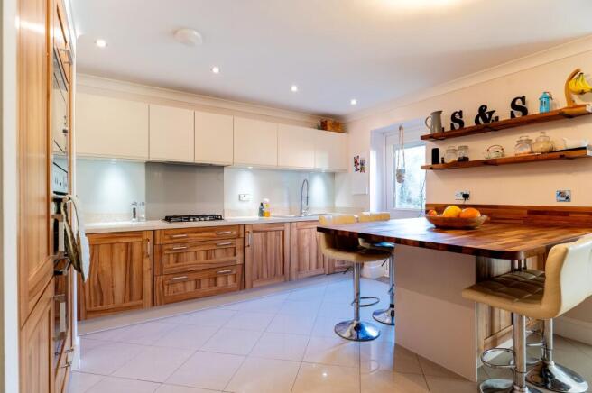 KITCHEN LIVING ROOM AND DINER
