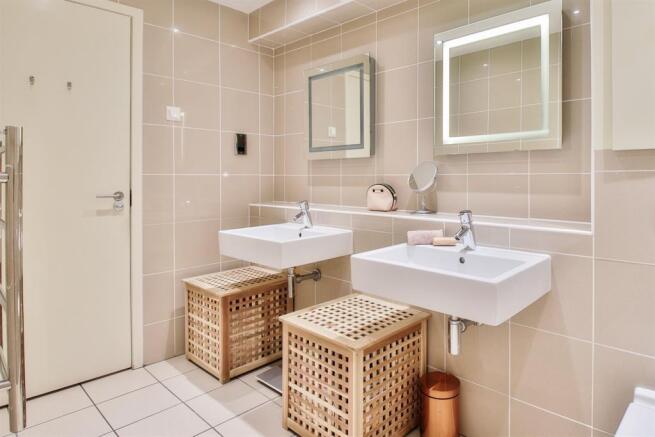 Shower / Wet Room (1)