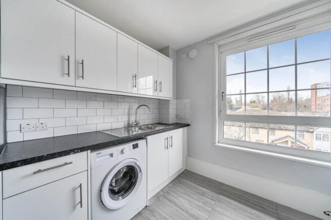 1394489-15-694ab4...